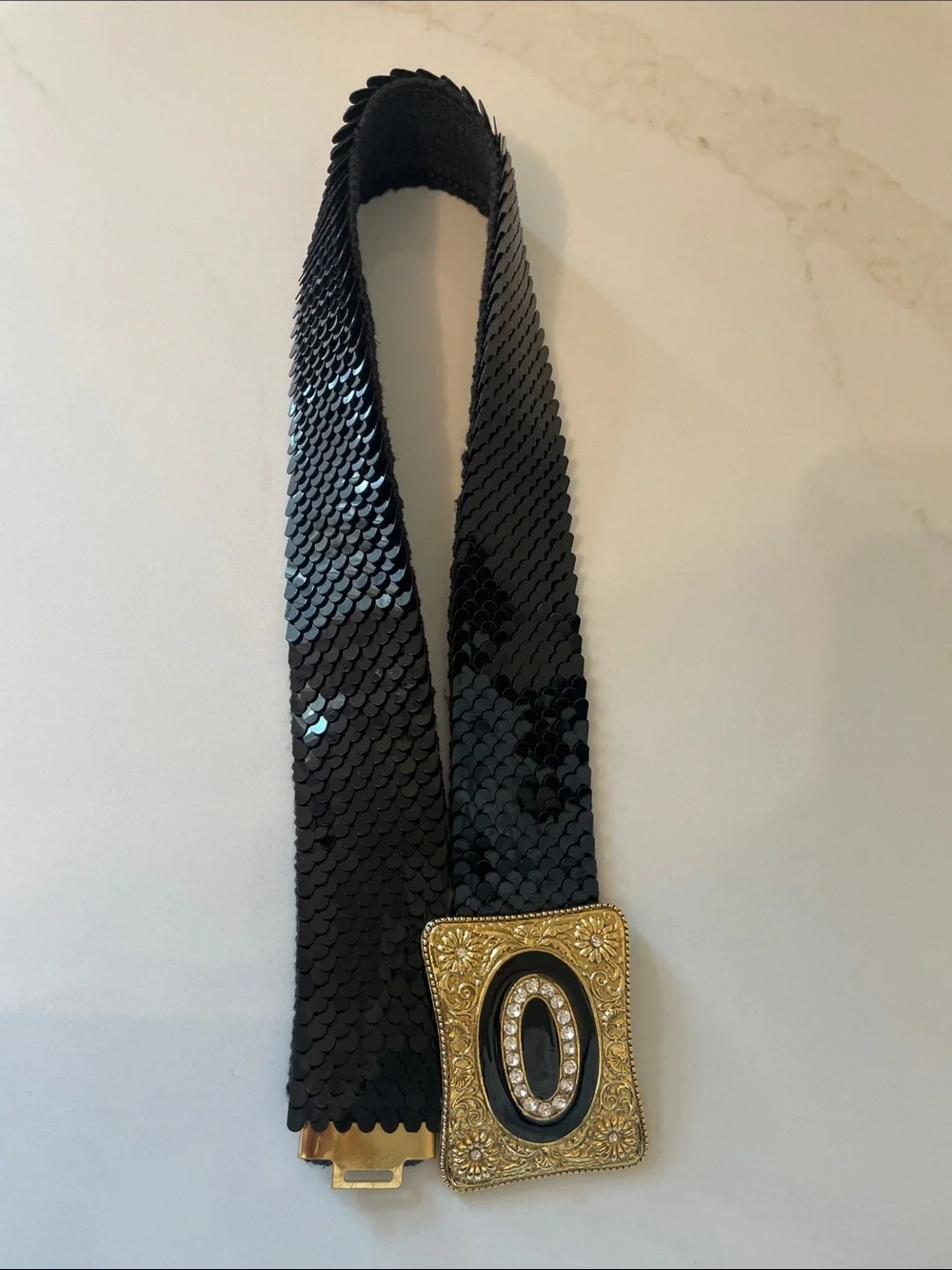 VTG 80’s Glamour Rhinestone Inlay Black Cabochon Metal Scale Stretch Belt